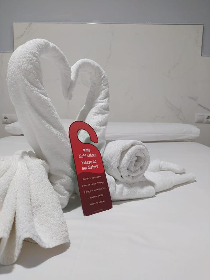 Doppelzimmer mit Poolblick