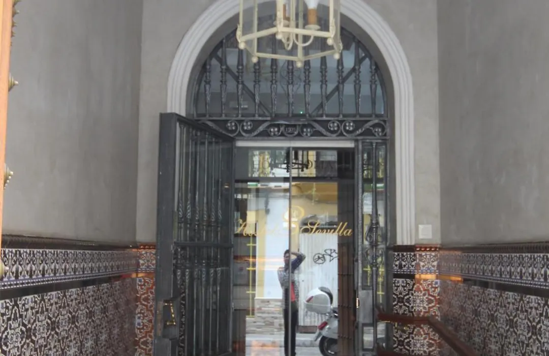 Hostal Roma-1