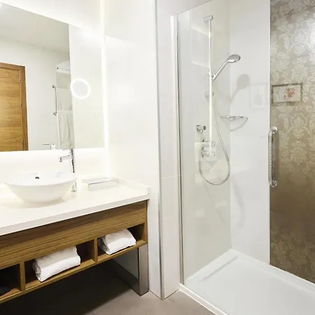 Hilton Garden Inn Sevilla-2